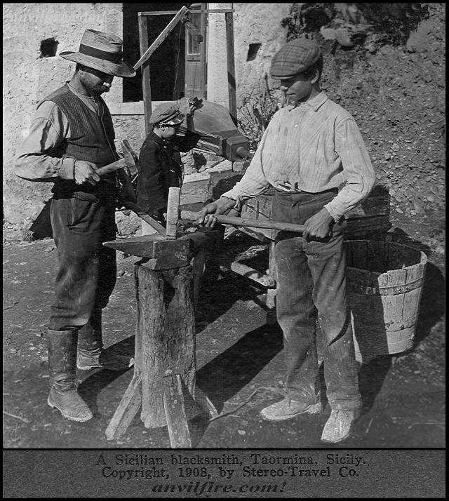 sicilian_blacksmith_anvil_640